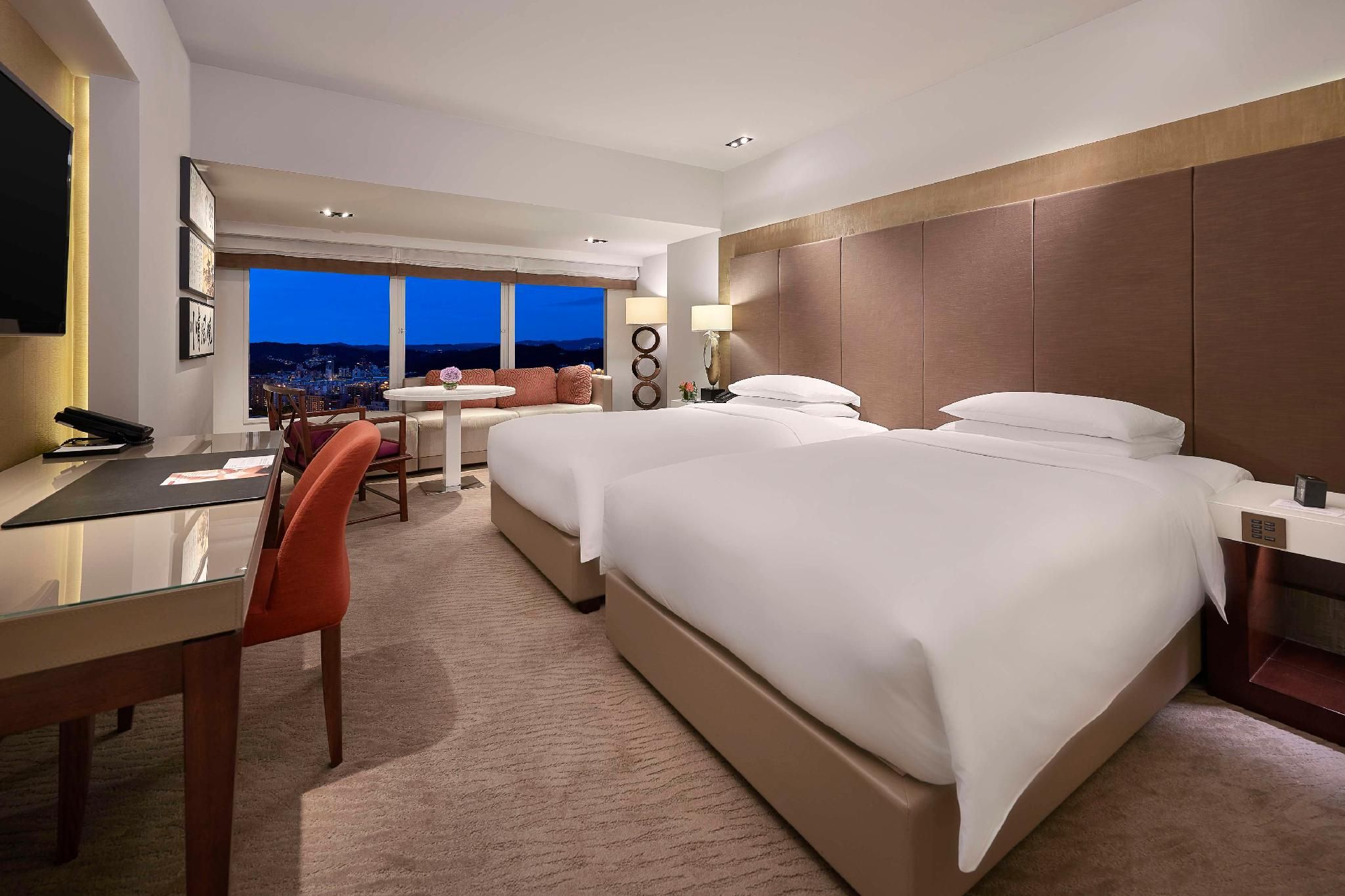 2 Twin Beds Deluxe
