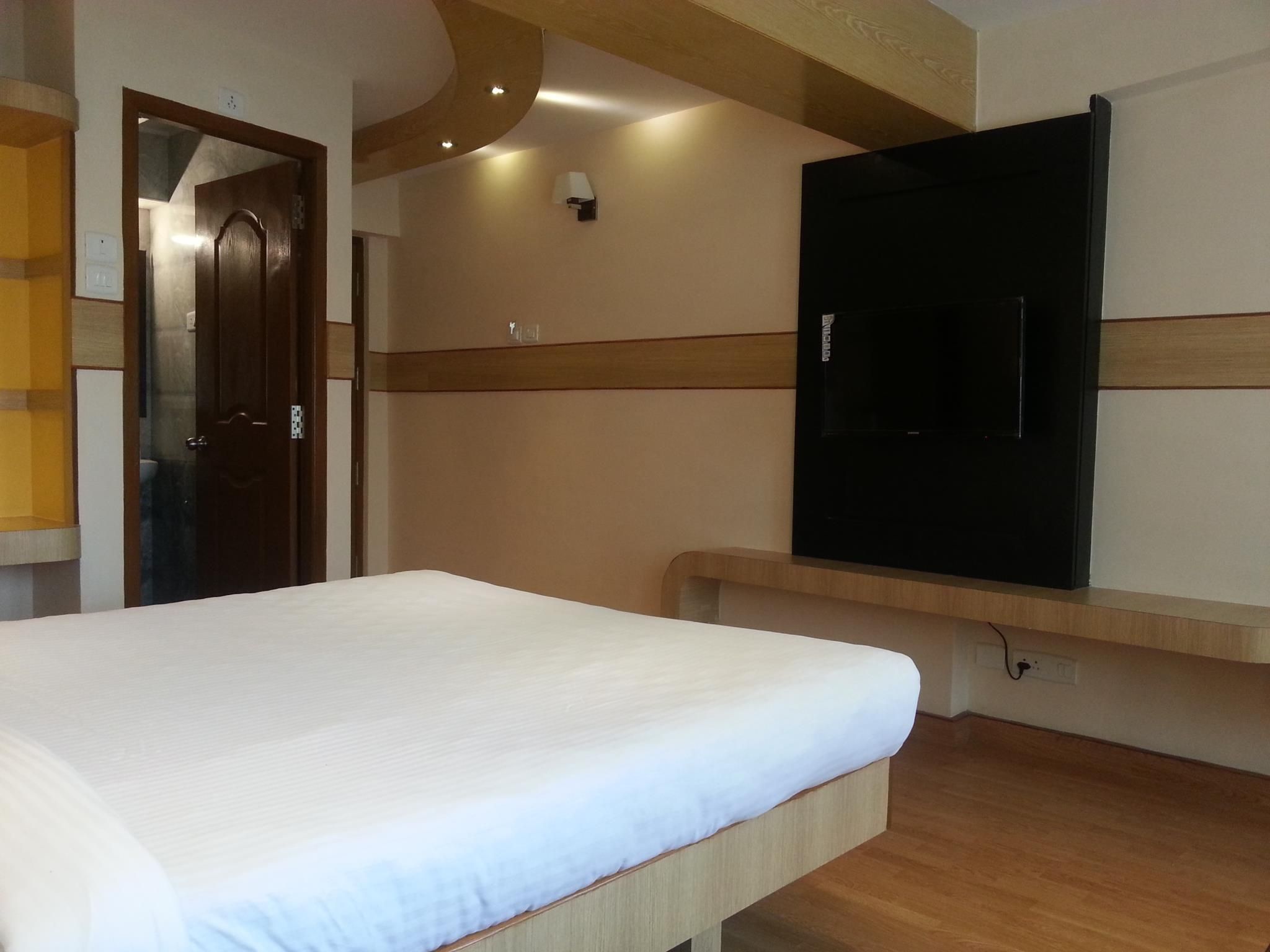 Standard 4 Bedded Non-Air Conditioning