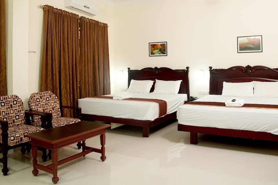 Hotel Temple Citi Non A/C Deluxe Double bed 4