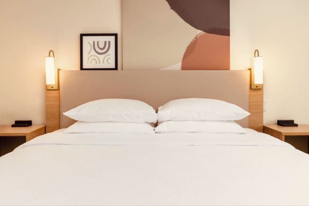 Studio Suite, 1 Queen Bed, Non Smoking (Efficiency)
