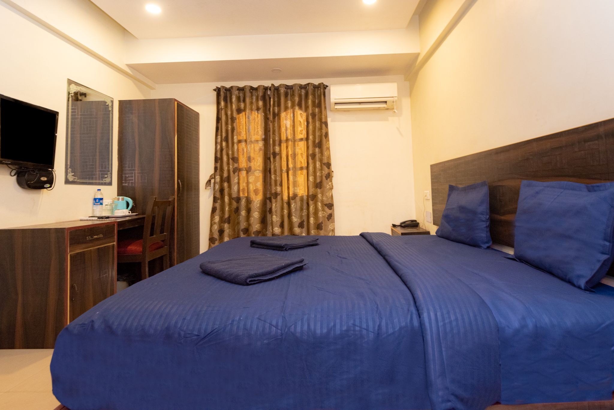 HOTEL AVISHA Residency Classic (2X) 7