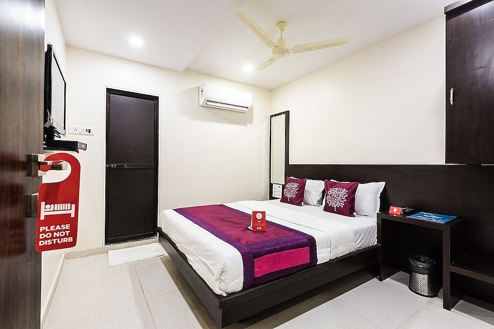 Guest Inn Residency Classic Room 4