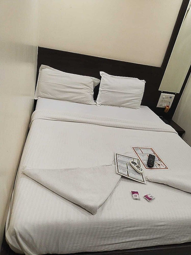 Guest Inn Residency Classic Room 3