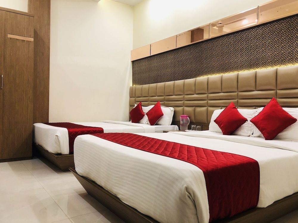 undefined Guest Inn Residency 10