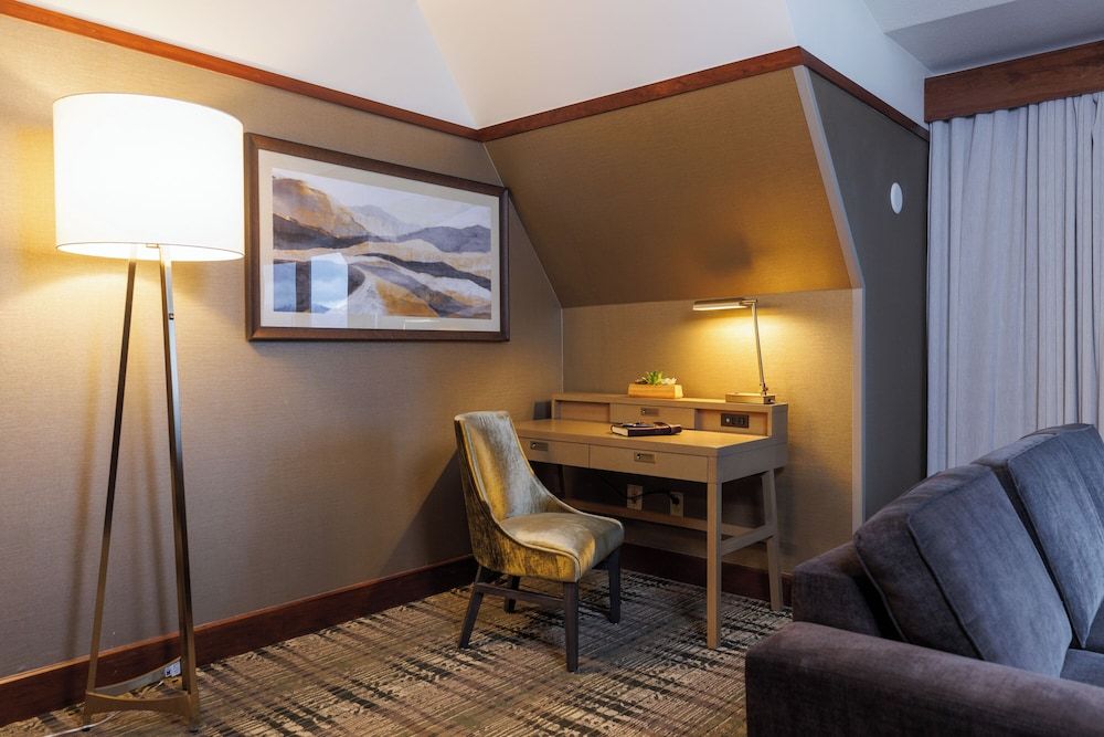 Alyeska Resort Black Diamond Floor, Executive Suite, 1 King Bed, Non Smoking, Business Lounge Access 10