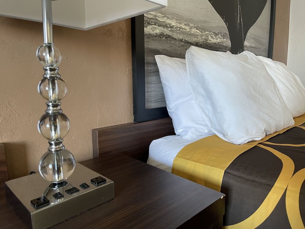 Room, 1 Queen Bed, Accessible, Non Smoking (Mobility)