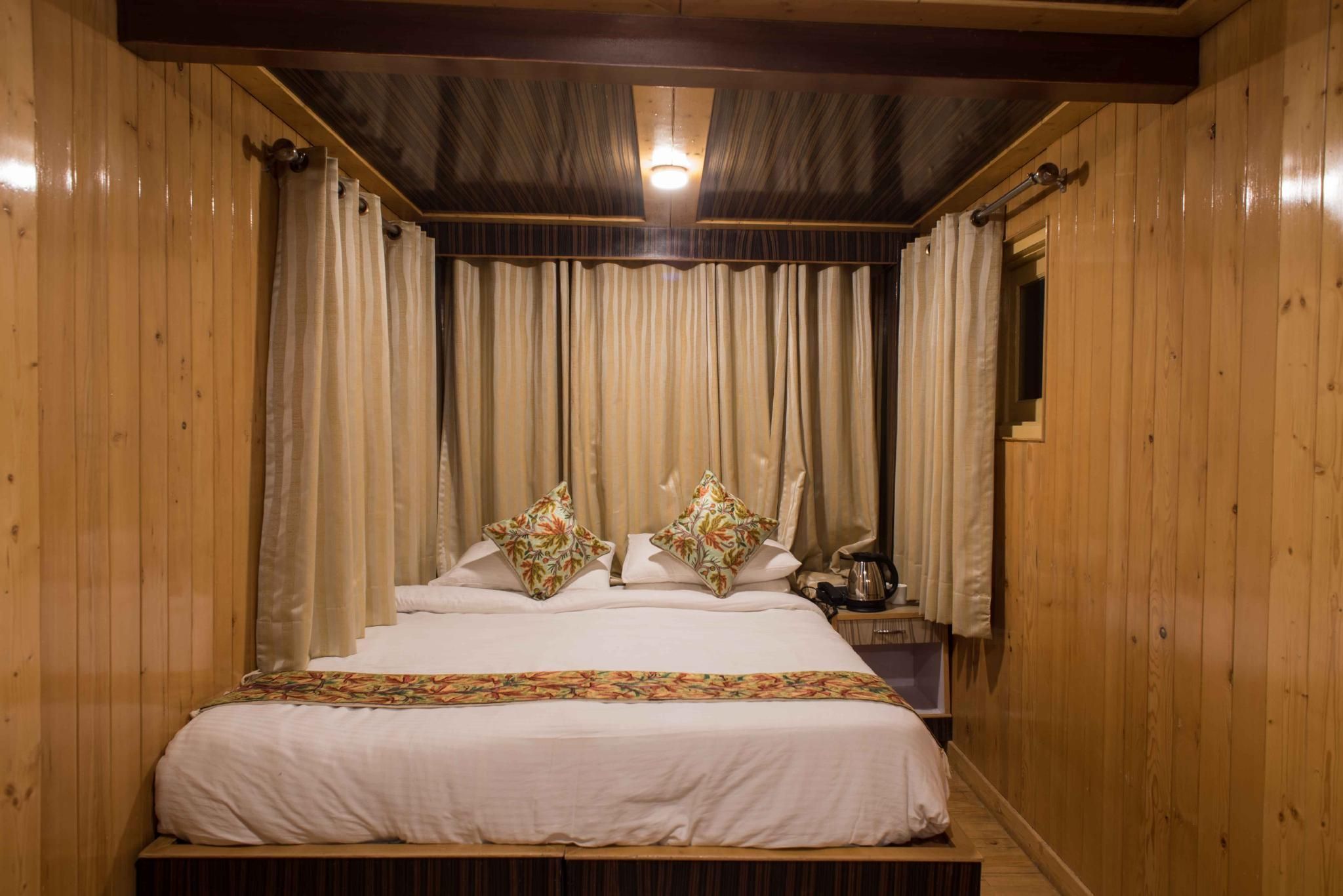 Imperial Resorts Standard Room 7