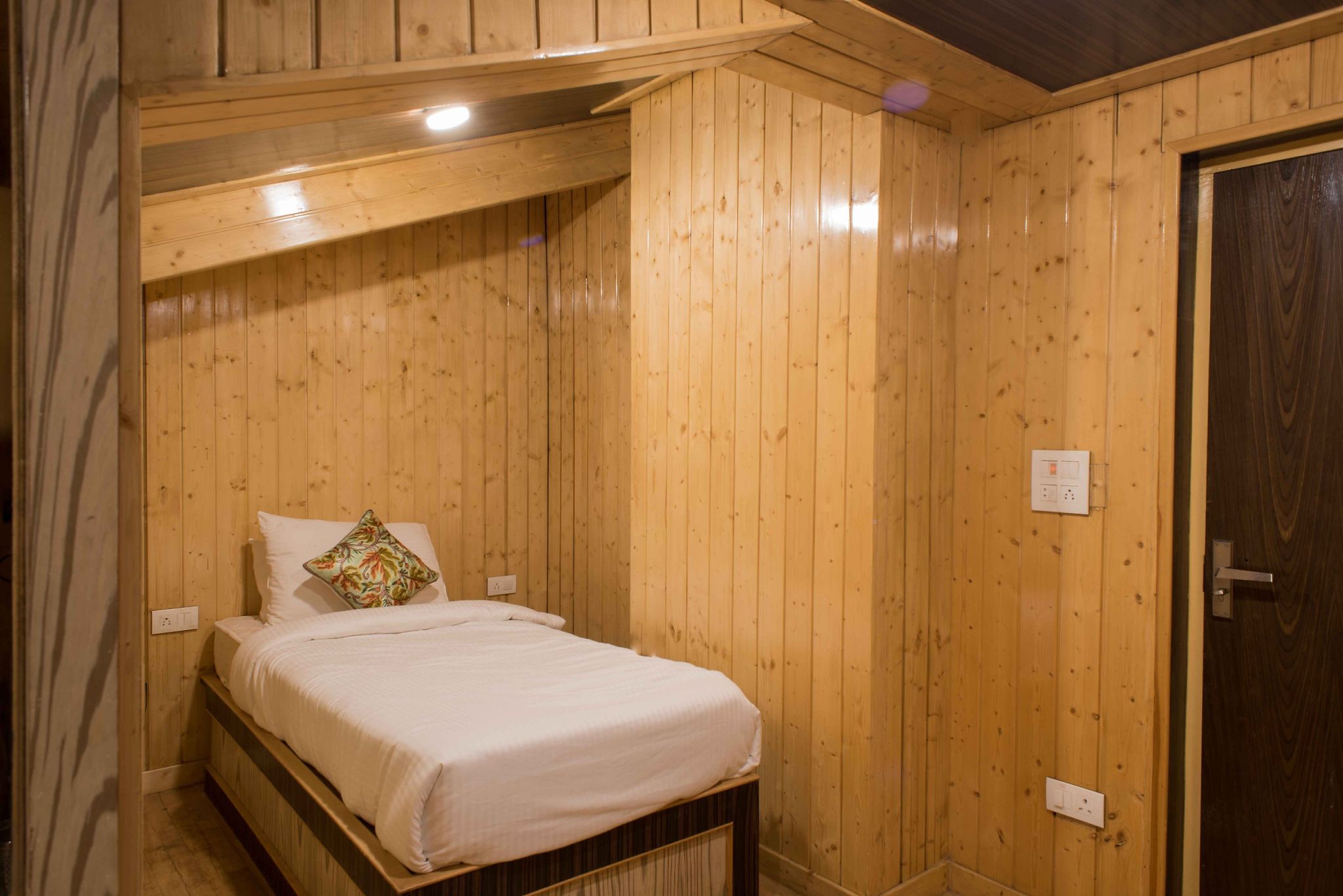 Imperial Resorts Standard Room 3