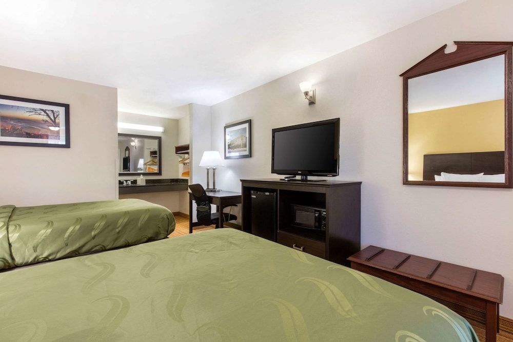 Standard Room, 2 Double Beds, Non Smoking