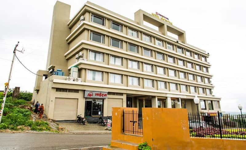 undefined Crimson Park Shripriya 8