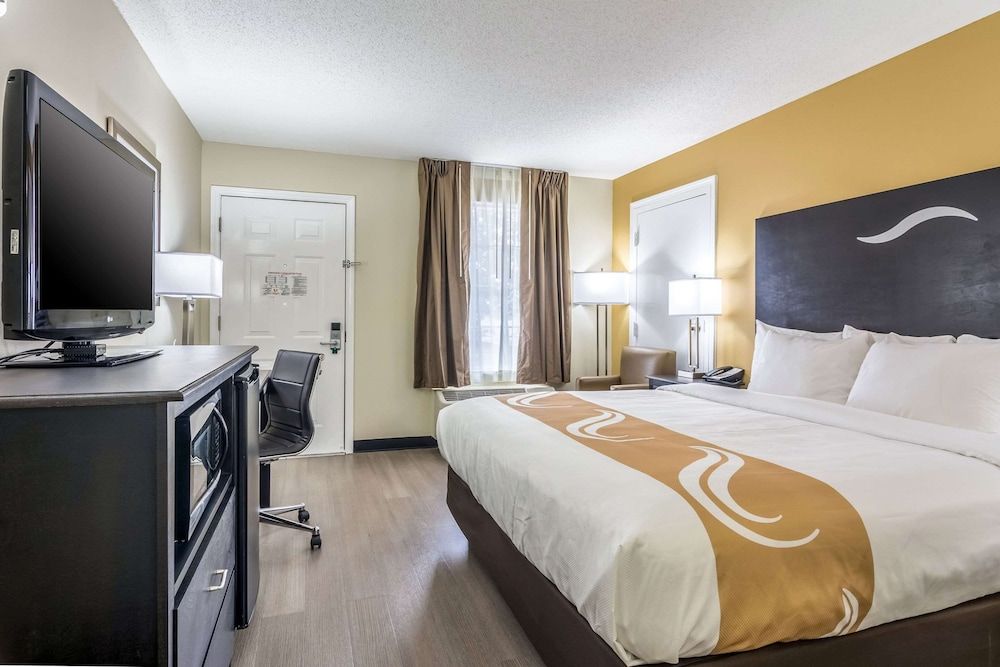 Room, 1 King Bed, Accessible, Non Smoking