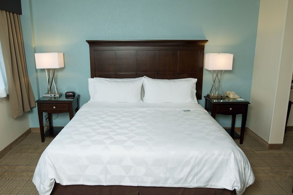 Standard Room, 1 Queen Bed
