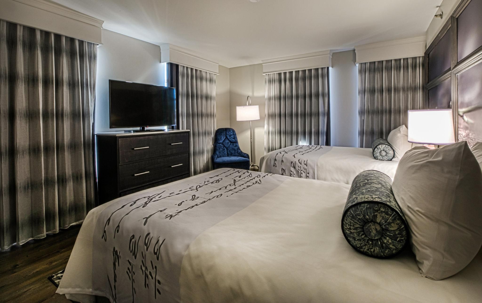 2 Double Beds Standard Comm Accessible