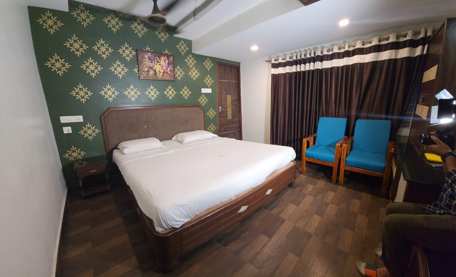 Executive Deluxe King Room