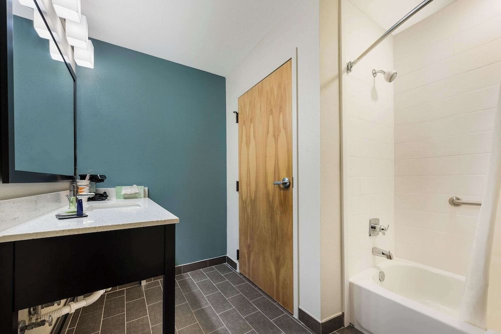 Suite, 1 Bedroom, Non Smoking (2 Double Beds)
