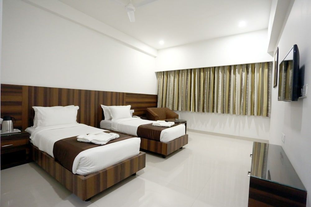 Hotel Solitaire Executive Room Twin Bed