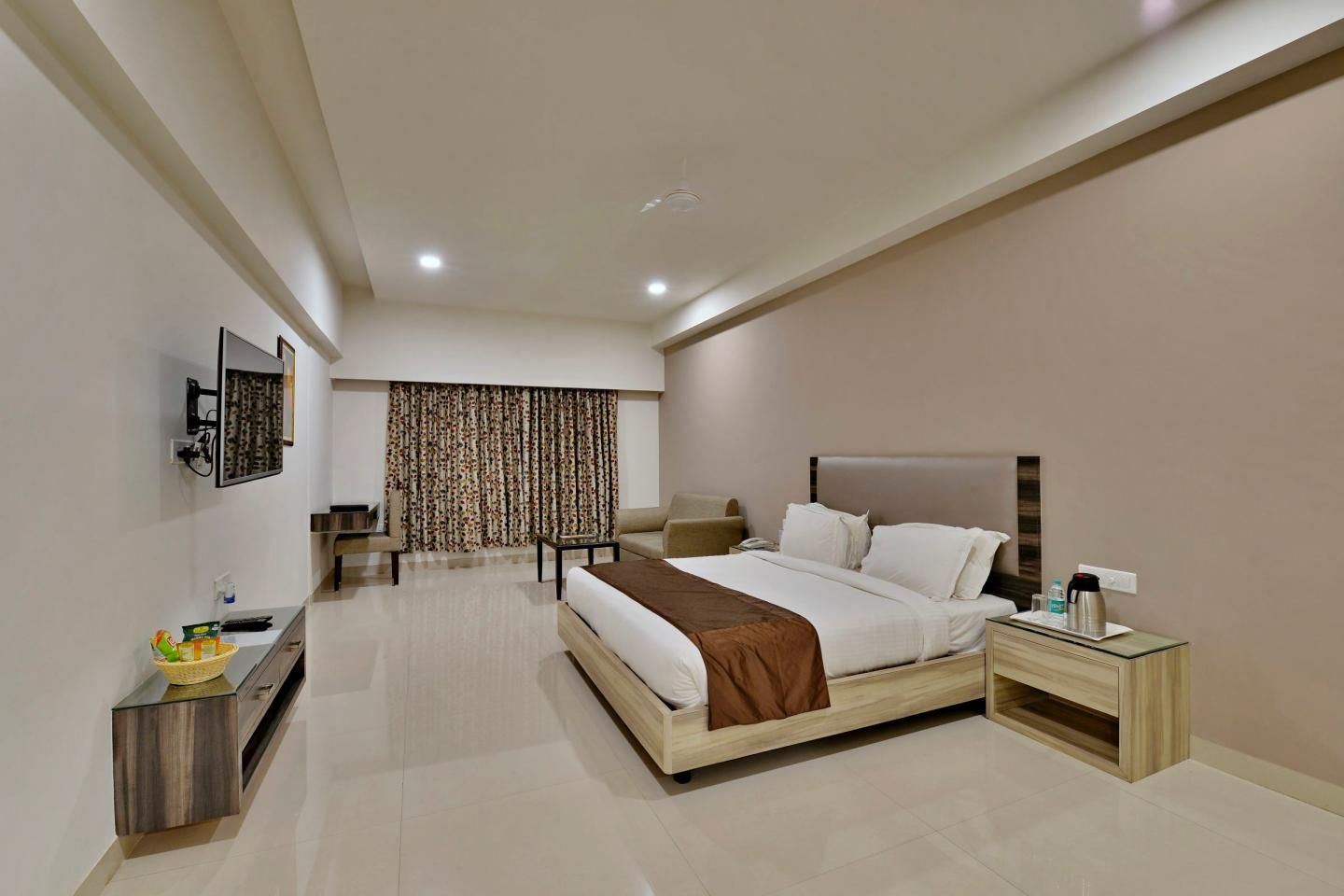 Solitaire Premium Room