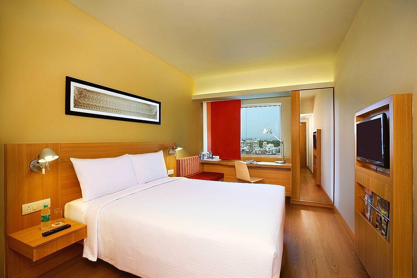 ibis Chennai City Centre Hotel Standard Room, 1 Queen Bed 6