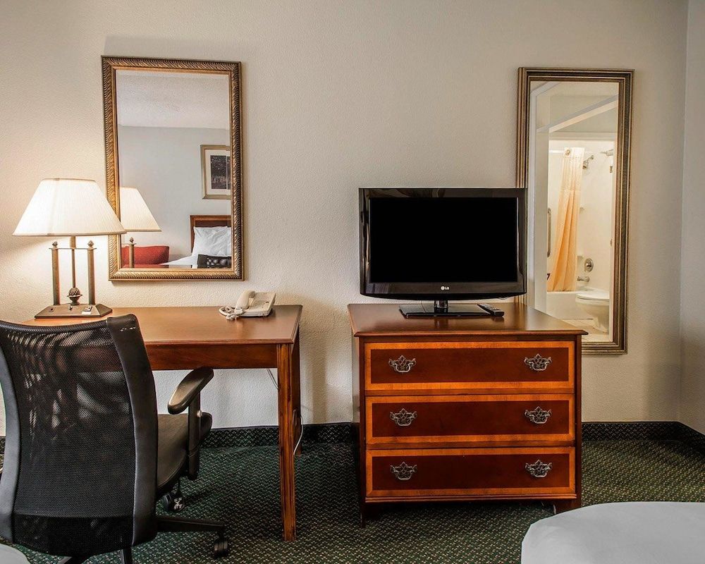 Room, 1 Queen Bed, Accessible, Non Smoking