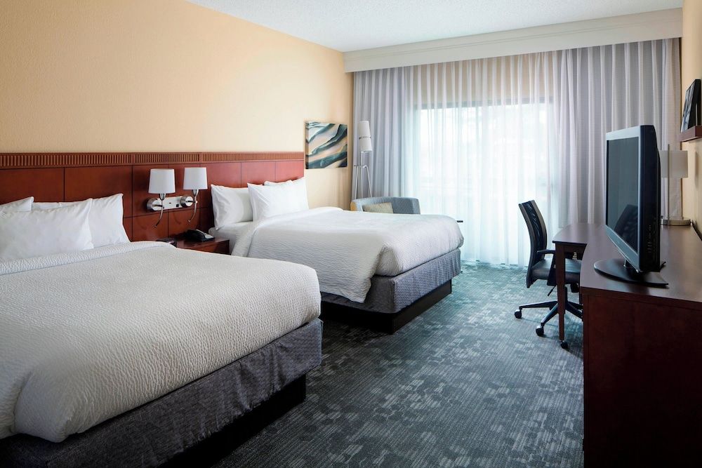 Standard Double Room, 2 Double Beds (Mobility Accessible, Roll-In Shower)
