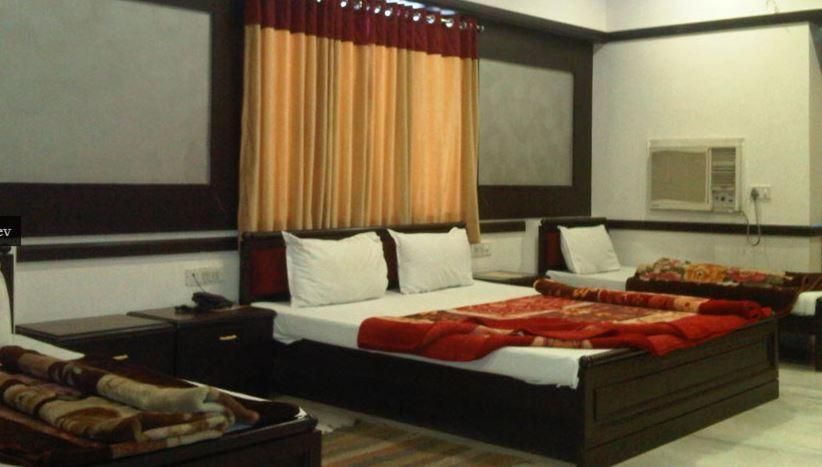 A/C Super Deluxe Double Bed Room