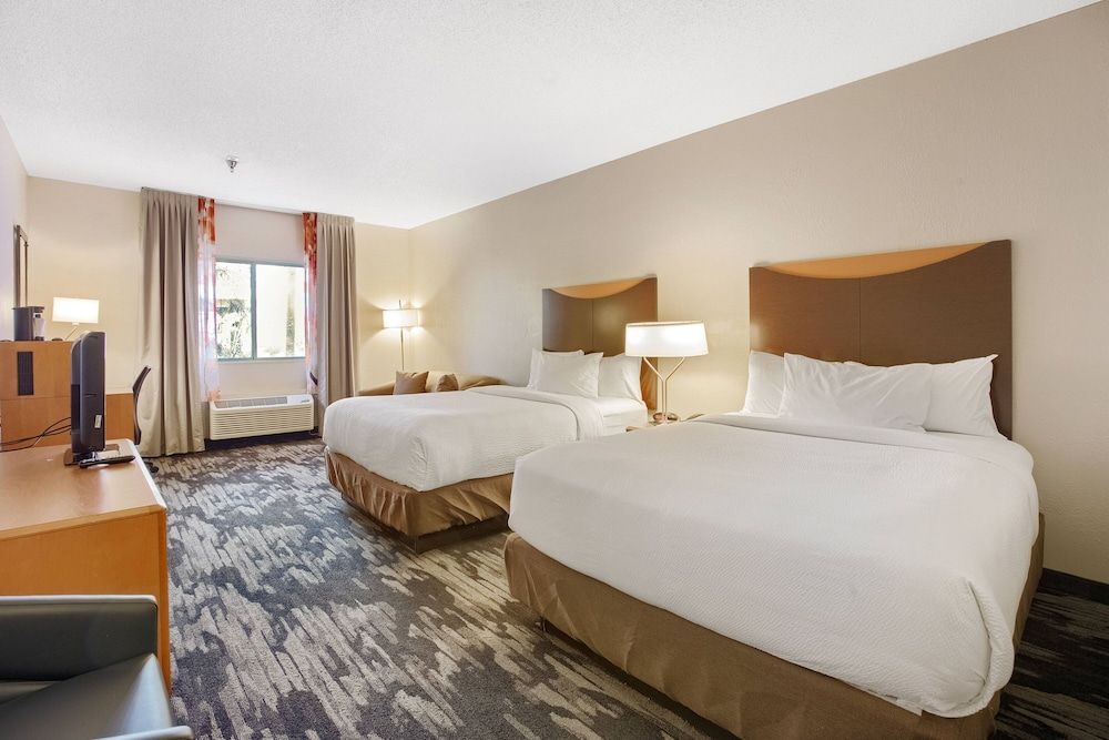 Room, Multiple Beds, Non Smoking