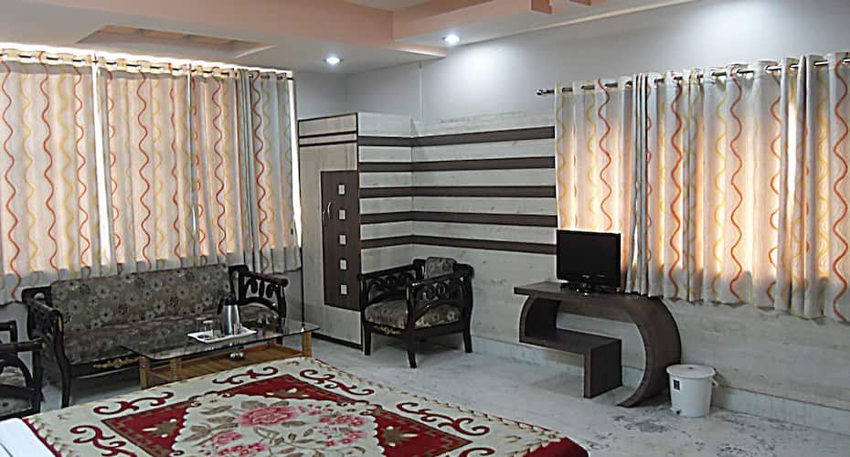 Super Deluxe Bedroom