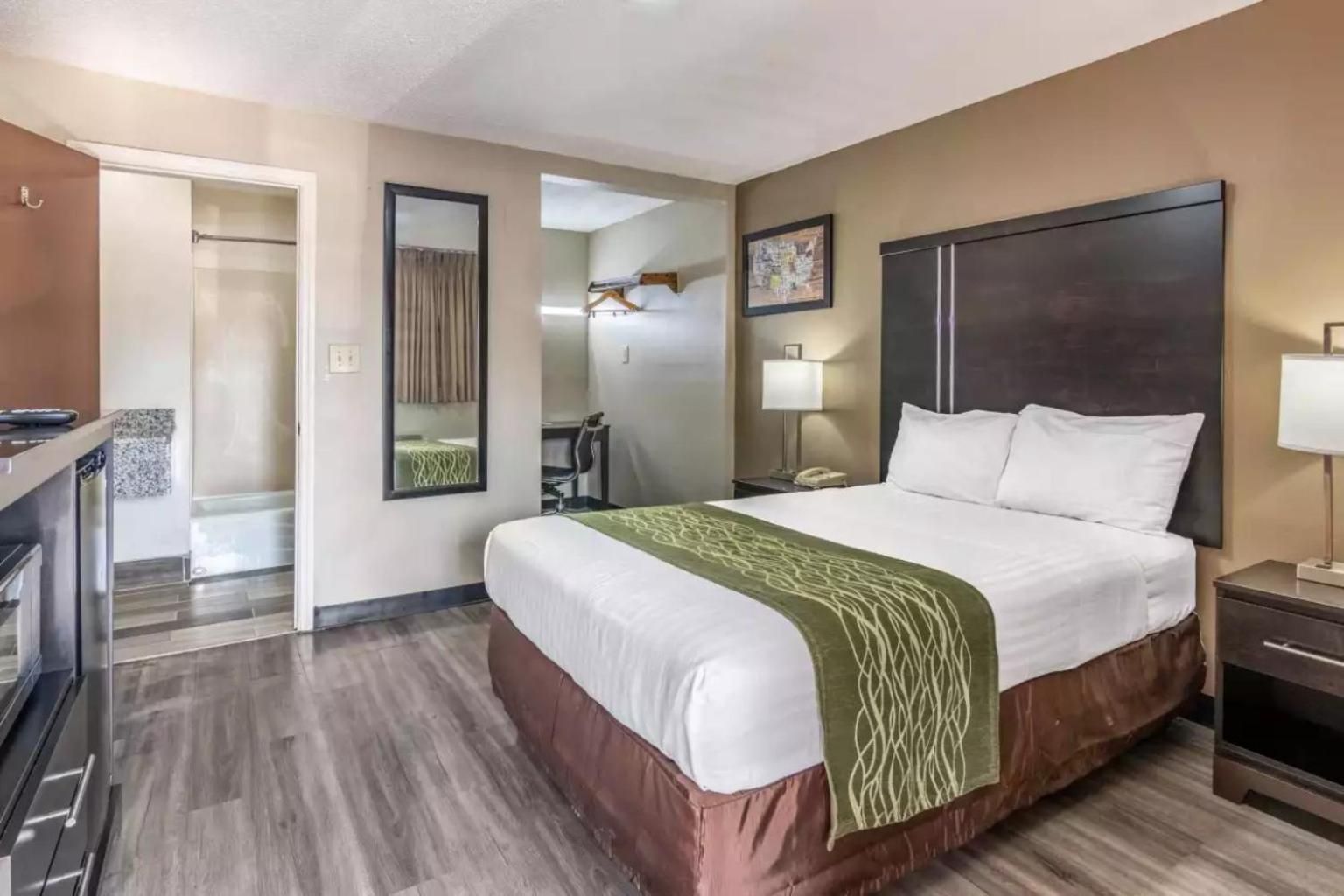 1 Double Bed Smoking