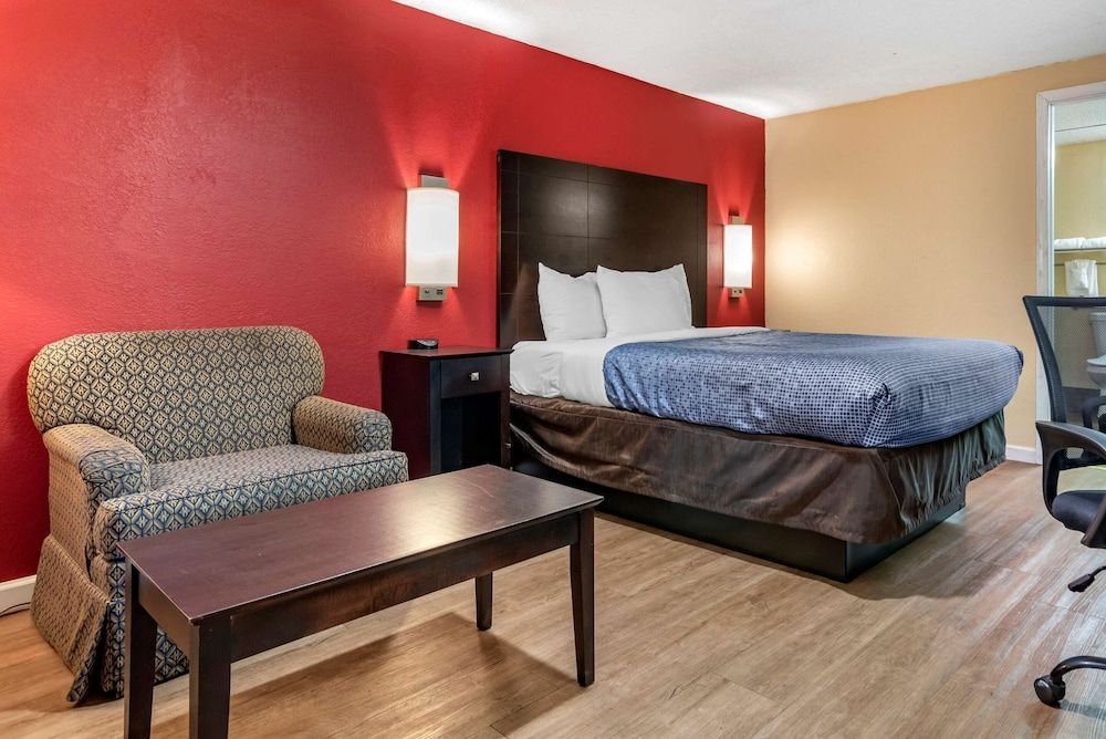 Room, 1 King Bed, Accessible, Non Smoking