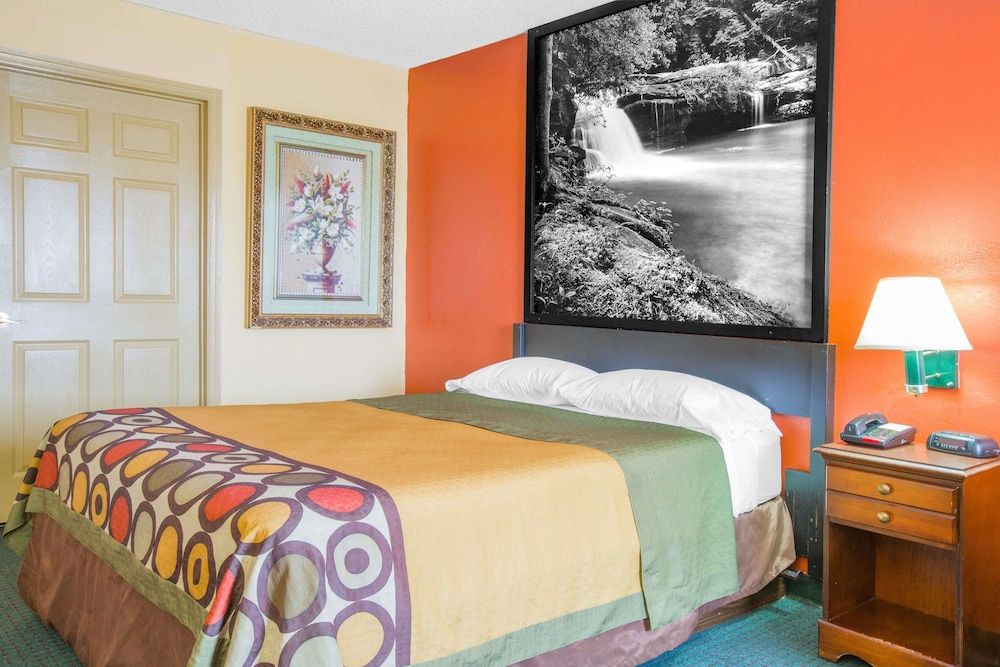 Standard Room, 1 Queen Bed, Accessible, Non Smoking