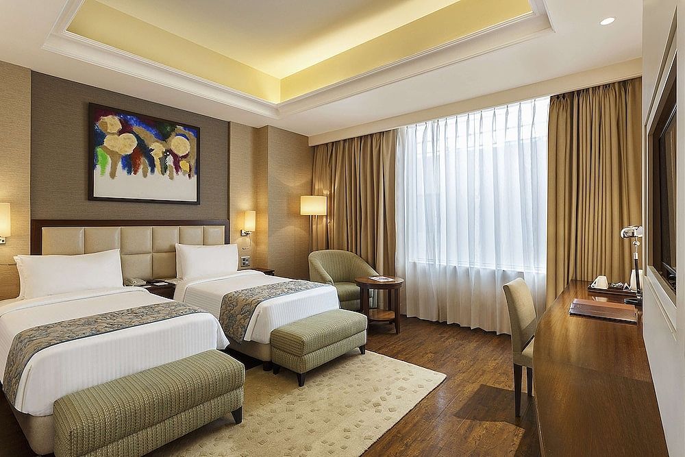 Suite - 1 King Bed 101SQM Forest view WiFi Bathtub