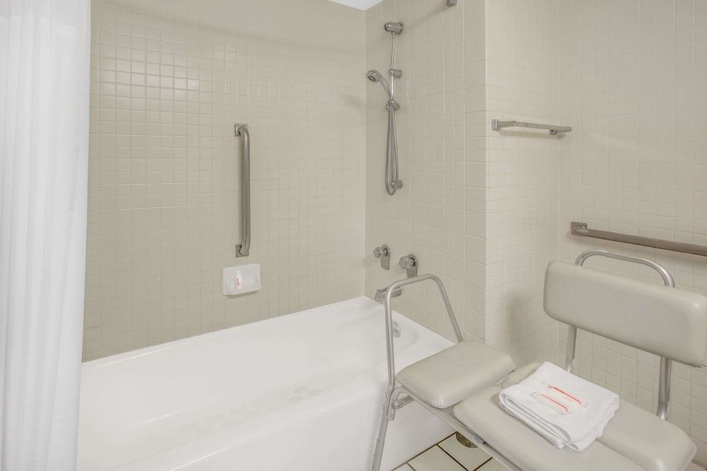 Room, Accessible, Refrigerator