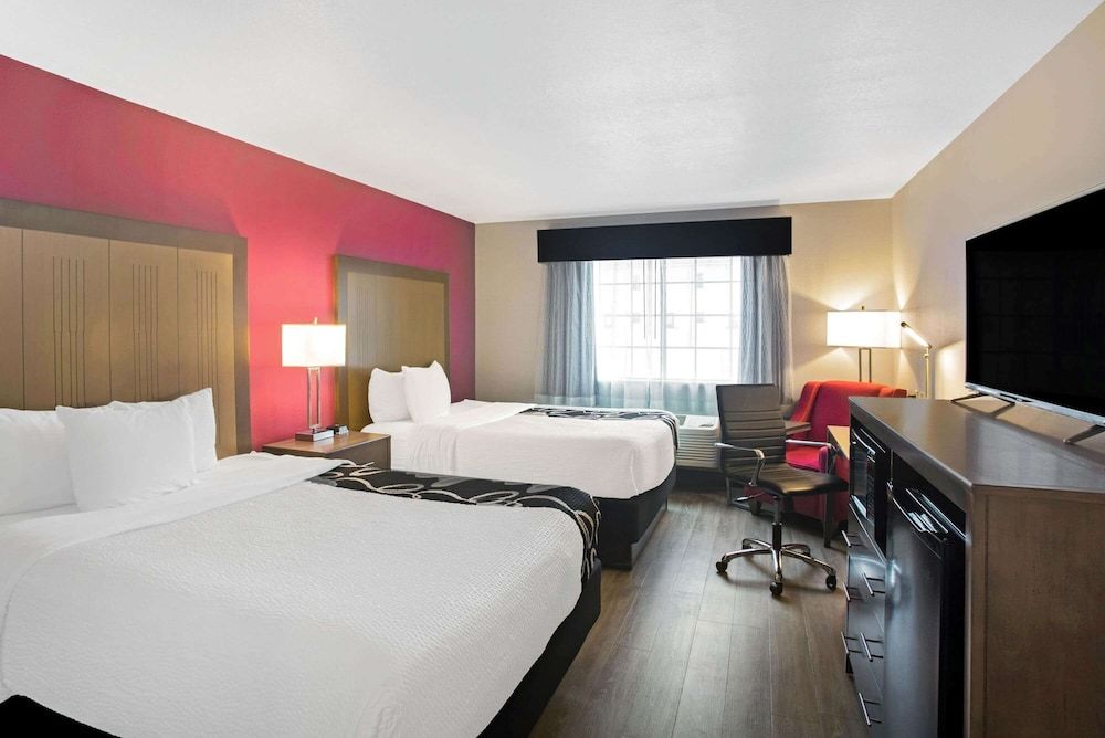 Room, 2 Queen Beds, Accessible, Non Smoking (Mobility/Hearing Impaired Accessible)
