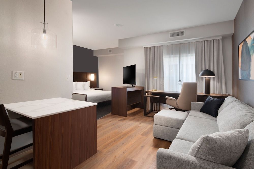 Studio, 1 King Bed with Sofa bed, Non Smoking (Mobility Accessible, Tub)