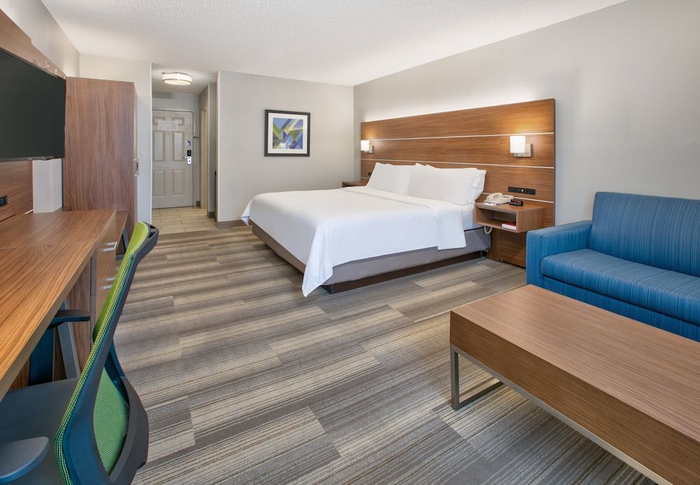 Standard Room, 1 King Bed