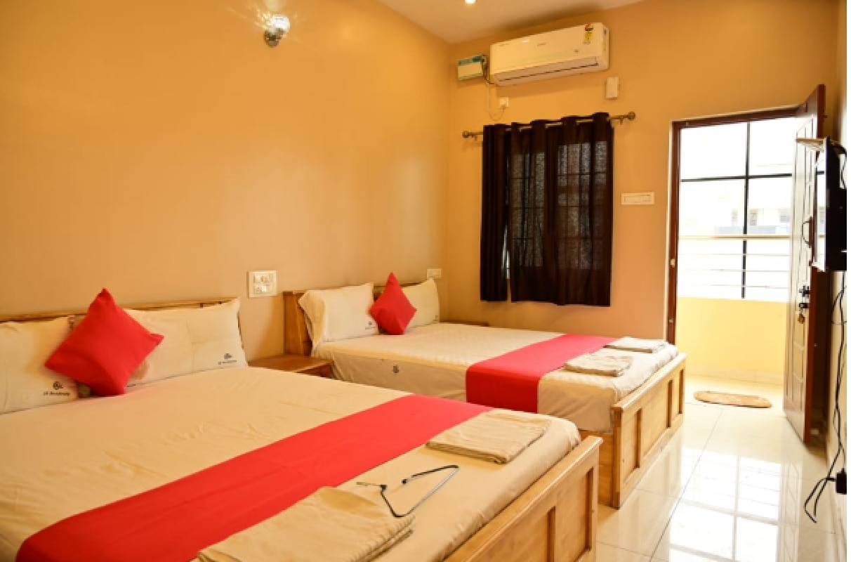 Lingam Residency Hotel Double Room