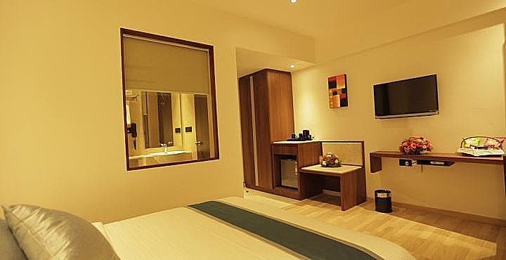 Park Connect Executive Room 13