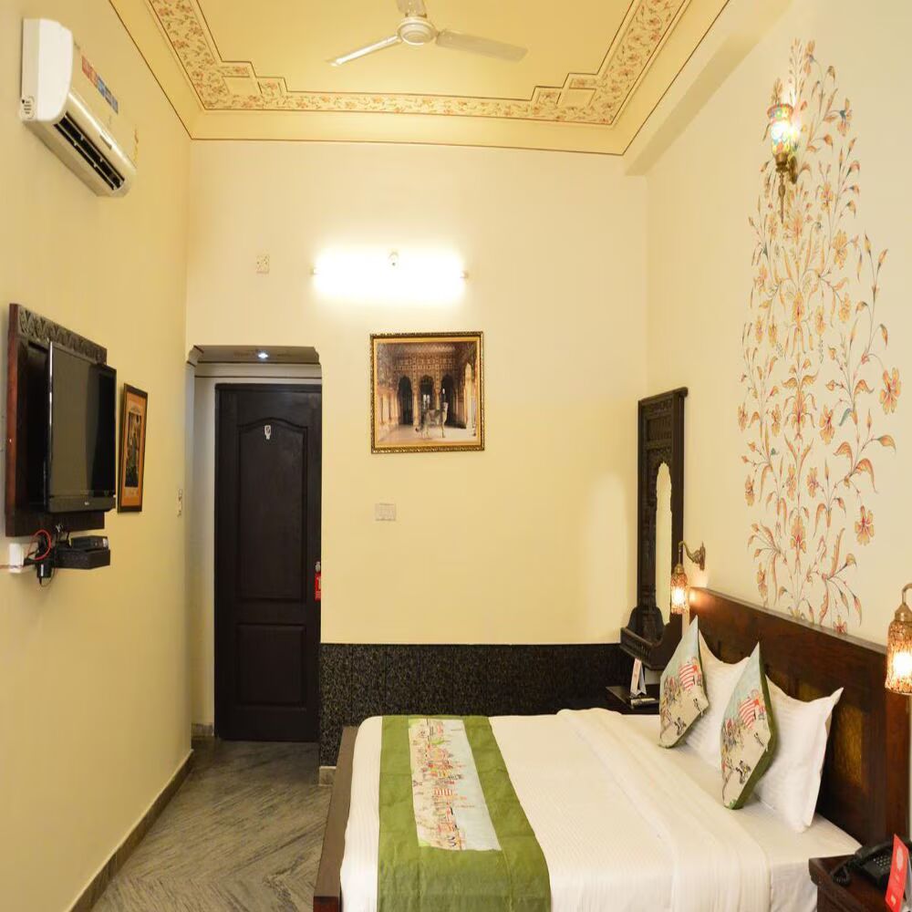 undefined Hotel Shree Krishna Vaishnav 4