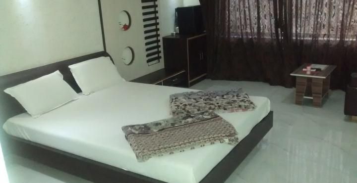 Exective room