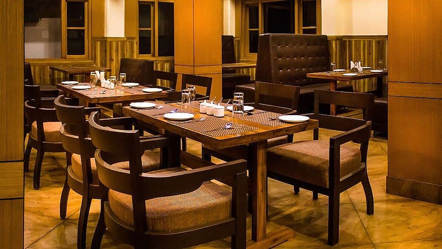 Food & Dining
