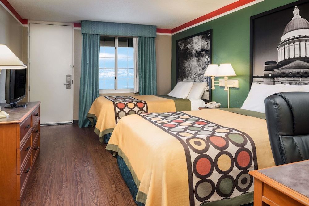 Standard Room, 2 Double Beds, Smoking