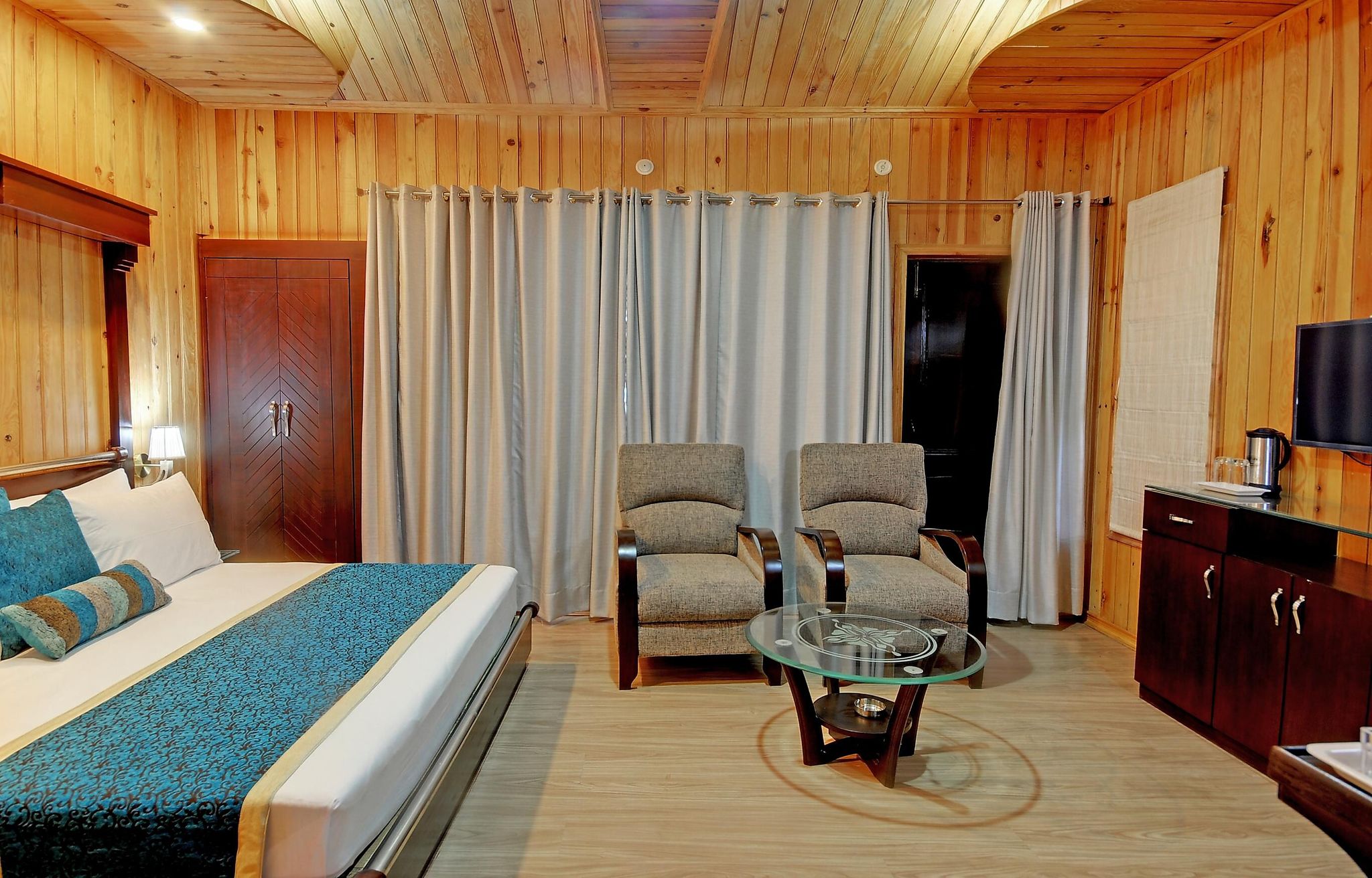 Ojaswi Family Suite