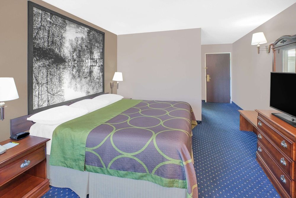 Standard Room, 1 King Bed, Accessible