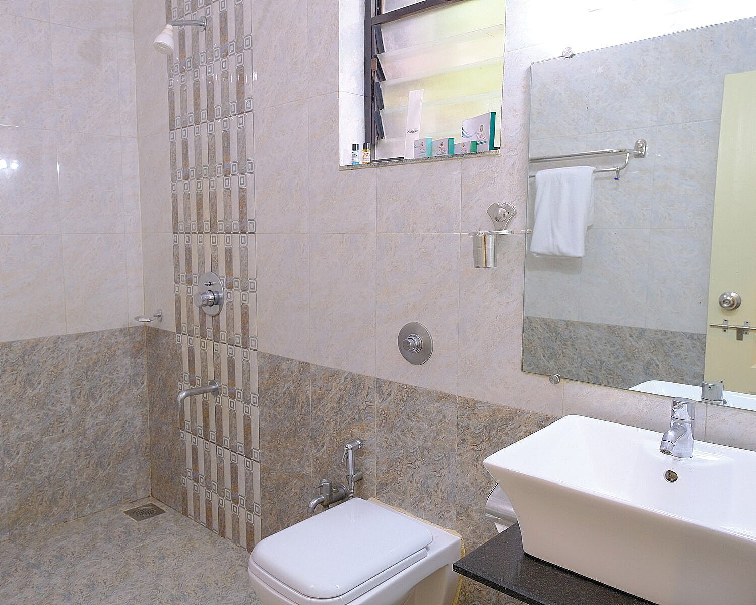 The Byke Retreat  Royal Pearl (North Goa) Super Deluxe Premium With Balcony 6