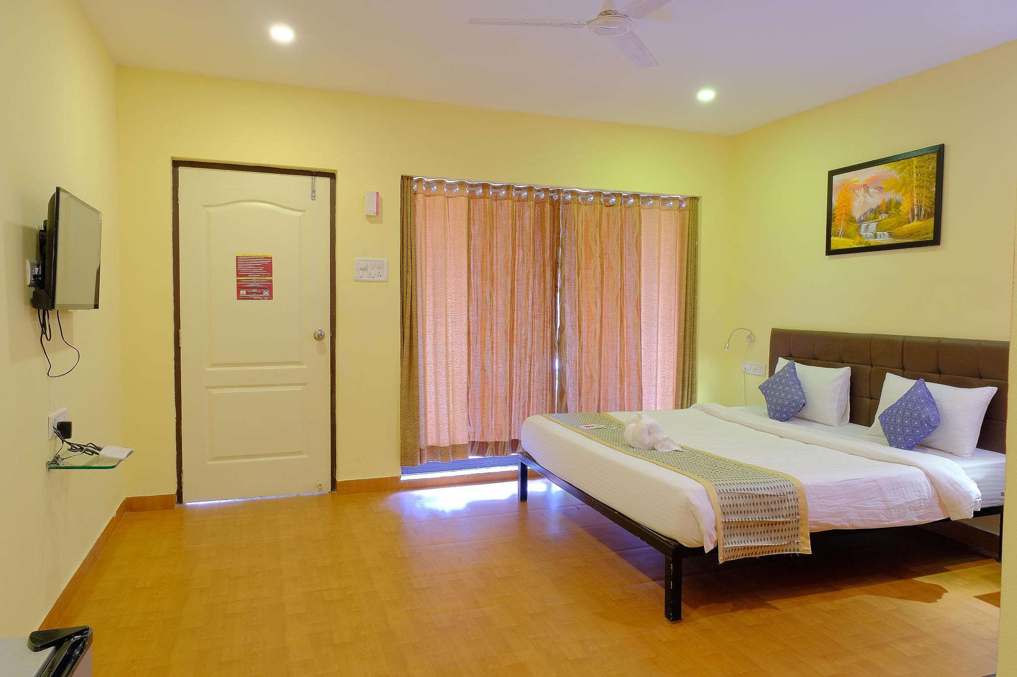 The Byke Retreat  Royal Pearl (North Goa) Super Deluxe Premium With Balcony 2