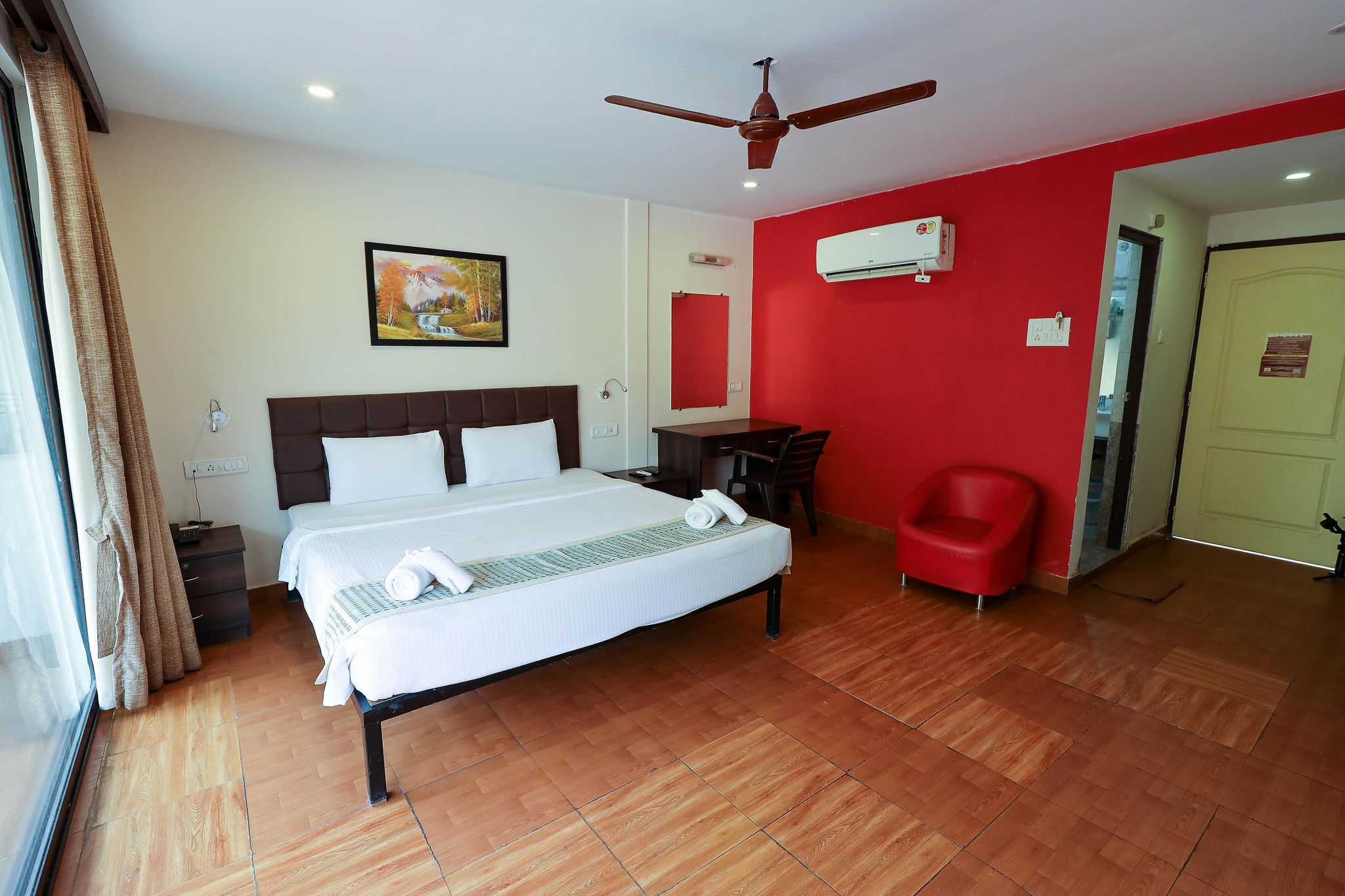 The Byke Retreat  Royal Pearl (North Goa) Super Deluxe Premium With Balcony 3