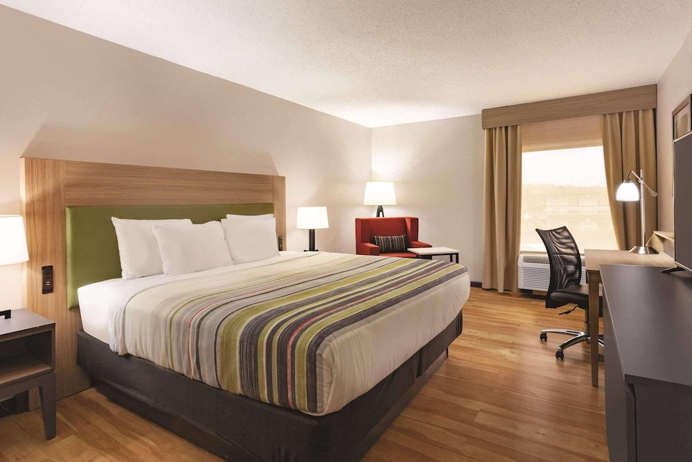 Room, 1 King Bed, Non Smoking