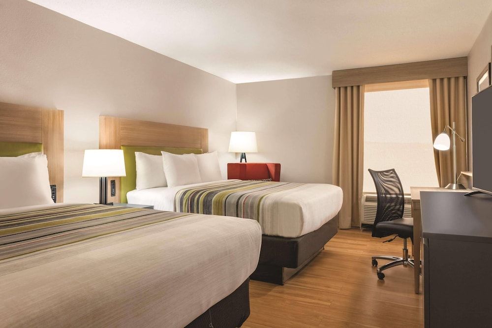 Room, 2 Queen Beds, Non Smoking (Upgrade)