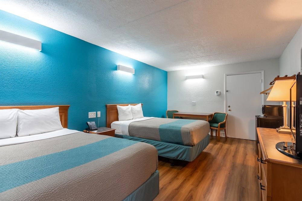 Motel 6 North Little Rock, AR - McCain Standard Room, 2 Double Beds, Non Smoking 8