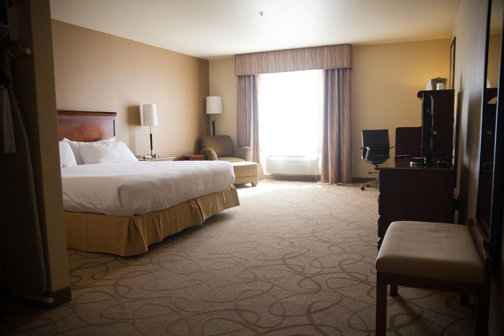 Standard Room, 1 King Bed, Accessible